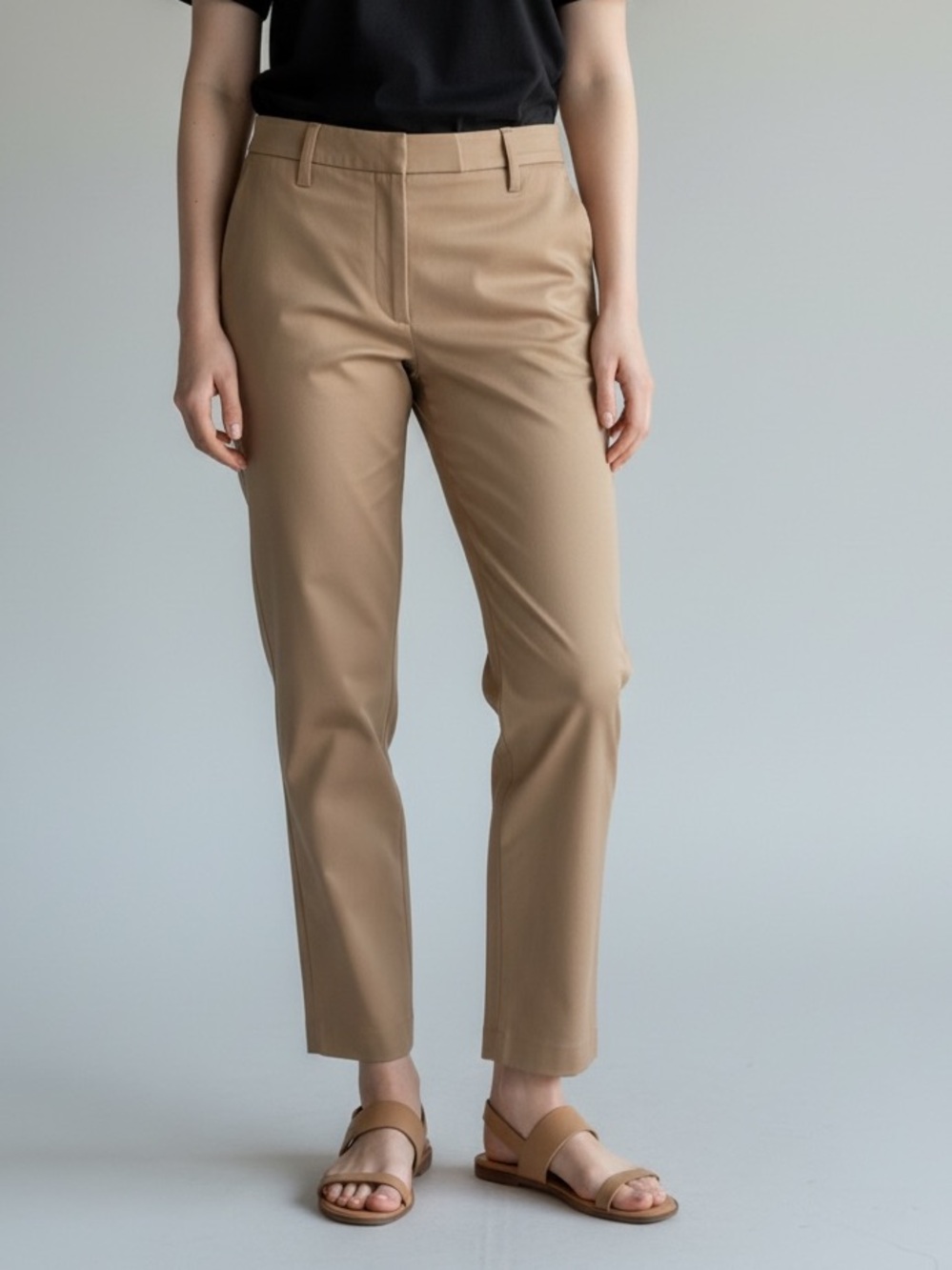 Brunello Cucinelli Cotton Twill Slim Cut Cigarette Ankle Pants Women 10 in Tan